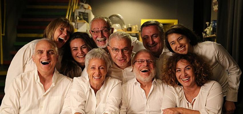 ENKA Açıkhava Tiyatrosu sezonu Taner Ölmez ve Serkan Keskin’li BARABAR ile açıyor