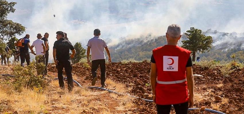 Tunceli’deki Orman Yangınlarına Kızılay Yardımı