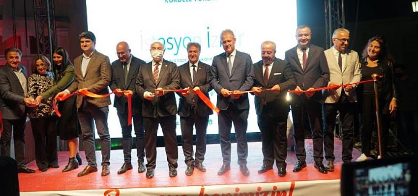 “İSTASYON İZMİR”, Facebook, TOBB, ICC, Habitat Derneği, Bornova Belediyesi ve İzmir Ticaret Borsası iş birliği ile açıldı