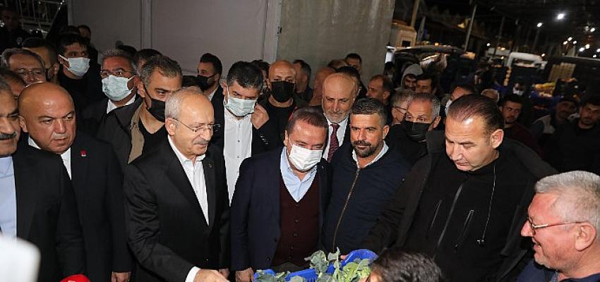 CHP Genel Başkanı Kılıçdaroğlu Toptancı Hali ziyaret etti