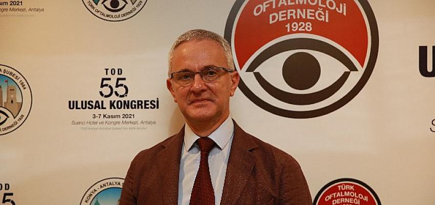 Prof. Dr. Ziya Kapran, Türk Oftalmoloji Derneği Genel Başkanı seçildi