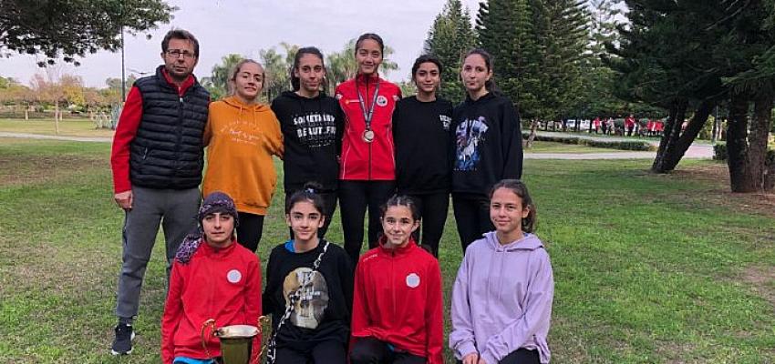 Nevşehir Belediyesi Küçük Kızlar Atletizm Takımı Türkiye 2.’si Oldu