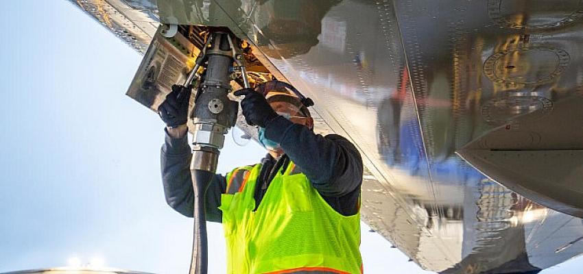 Boeing, Ticari Operasyonları İçin 2 Milyon Galon Sürdürülebilir Uçak Yakıtı Satın Alıyor