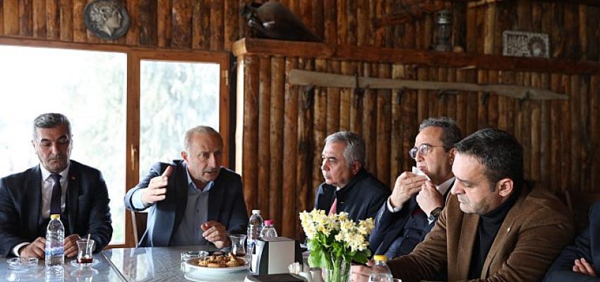 Başkan Atabay ve CHP Heyeti Didim’de Balıkçılığın Geleceği İçin Toplandı
