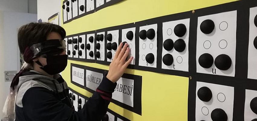 Bikent Okulları “Braille Alfabesi”ni Öğreniyor ve Öğretiyor