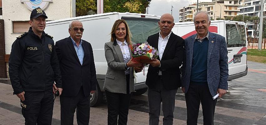 İzmir Emniyet Müdürü Şahne Muhtarlara “Telefonum 24 saat açık” dedi
