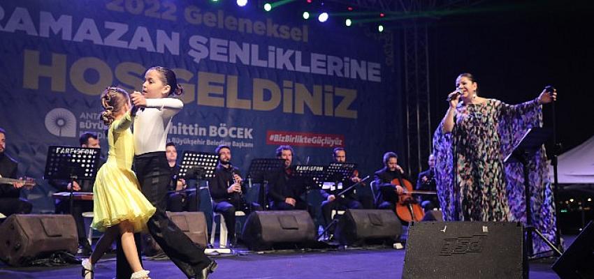 Büyükşehir’in Ramazan Etkinlikleri sürüyor Çiğdem Gürdal’dan Türk Sanat Müziğiziyafeti