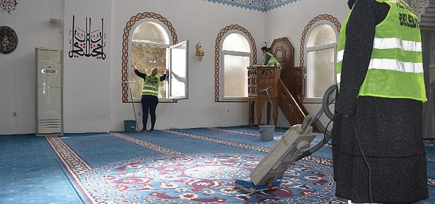 Menderes’in camileri Ramazan ayına hazır