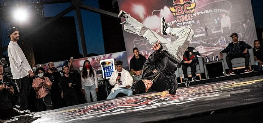 Türkiye’nin en yetenekli breakdansçıları Red Bull BC One Finali’ne özel atölyelerle hazırlanıyor