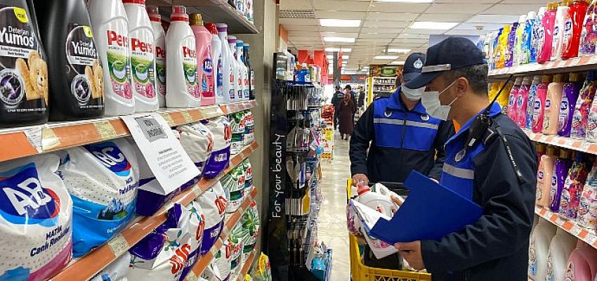 Üsküdar Belediyesi Zabıta Müdürlüğü 50 Kişilik Ekiple Marketlerdeki KDV Oranlarını Denetledi