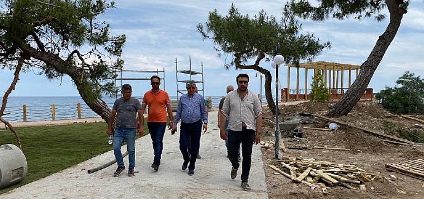 Başkan Topaloğlu, Beldibi Atatürk Parkında İncelemelerde Bulundu