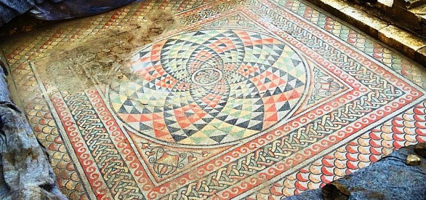 Myrleia Mozaiklerini Restorasyon ve Konservasyon Çalışması Başladı