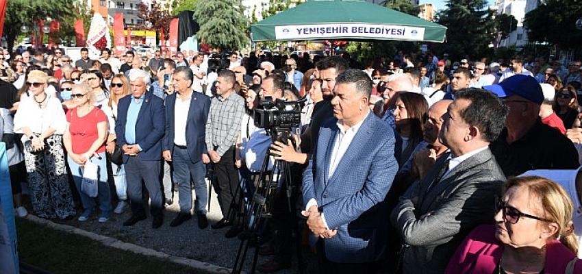 Üç Fidan Anıtı Yenişehir’de açıldı