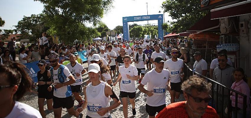 adidas Bozcaada Yarı Maratonu denizlerin ve okyanusların geleceği için koşuldu
