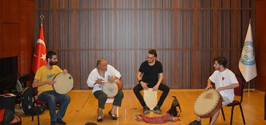 EÜ Devlet Türk Musikisi Konservatuvarından “Perküsyon Workshop”