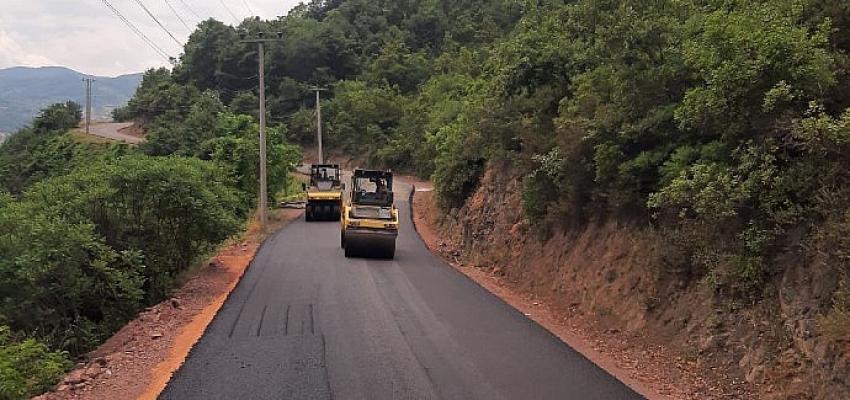 Kocaeli  Yuvacık Hacıhaliller Köy yolu asfaltlanıyor