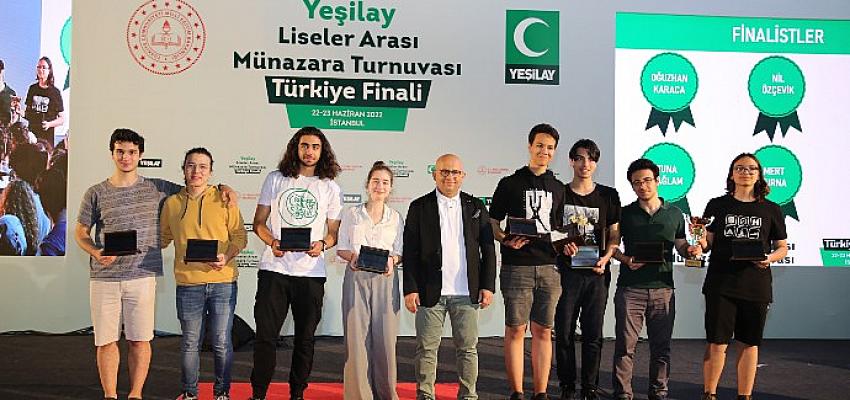 Yeşilay Liseler Arası Münazara Turnuvası Finali Sepetçiler Kasrı’nda gerçekleşti