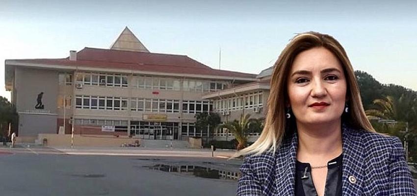 CHP İzmir Milletvekili Av. Sevda Erdan Kılıç: “Karşıyaka Atakent Anadolu Lisesinin arazisini peşkeş çekmek, geleceğimizi peşkeş çekmektir!”