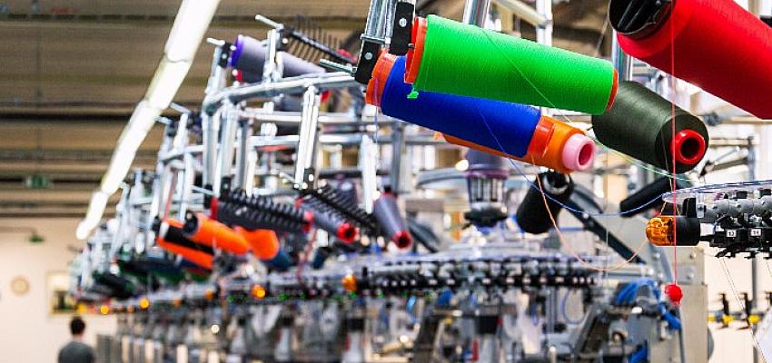 Tekstil mühendisliğini seçen öğrencilere hem asgari ücrete kadar burs hem de iş garantisi