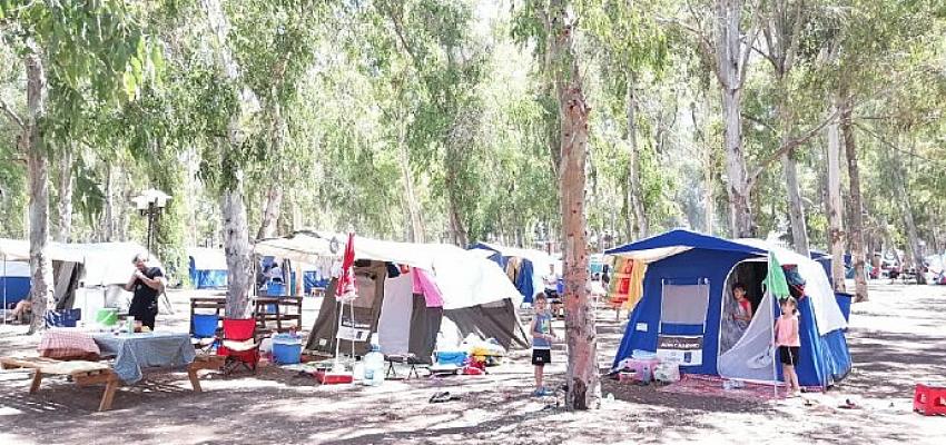 Vatandaşların Kamp Tercihi Ada Camping Dolup Taşıyor