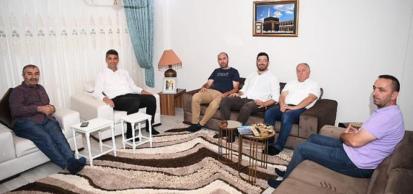 Kartepe Belediye Başkanı Av.M.Mustafa Kocaman’dan Hacılara Ziyaret