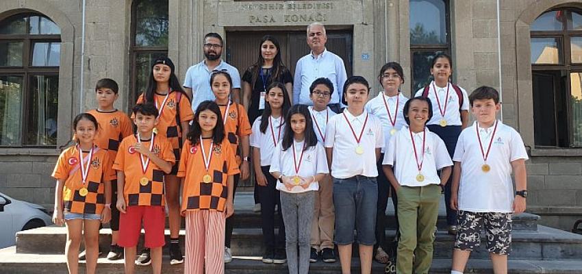 Nevşehir Belediyesi Kapem Akıl ve Zeka Oyunları Takımı Türkiye Şampiyonası’na Hazırlanıyor