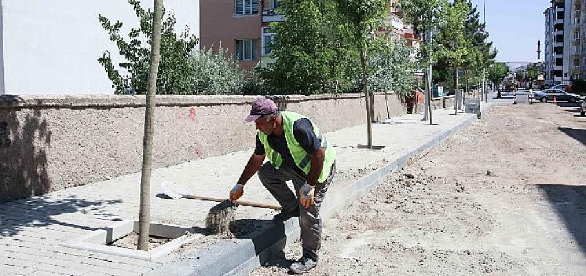 Yavuz Sultan Selim Caddesi’nde Yenileme Çalışmaları Hızlandı