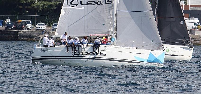 Lexus Sailing Team İlk Yarışıyla “İstanbul’da Yelken Açtı”