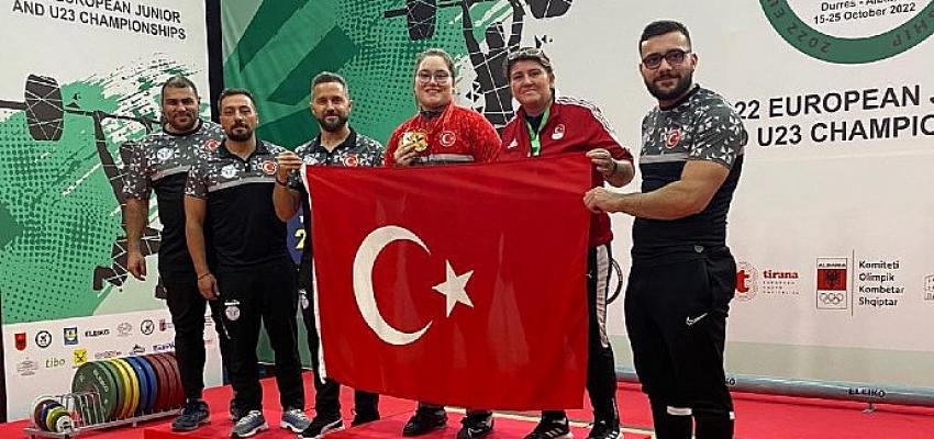 Antalya Büyükşehir sporcusu Aleyna Kaymaz Avrupa Şampiyonu