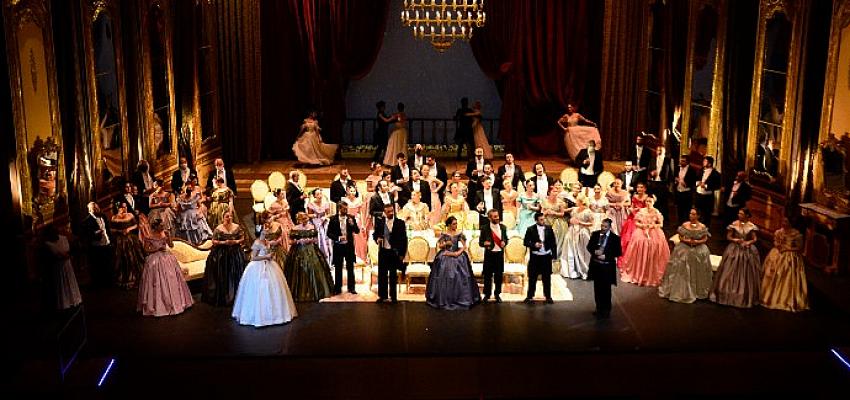 Beyoğlu Kültür Yolu Festivali’nde  La Traviata Rüzgarı