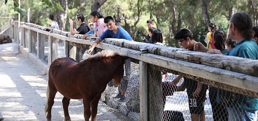 Hayvanat Bahçesi özel öğrencileri ağırladı