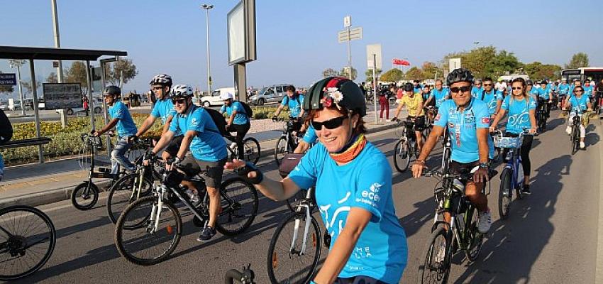 İzmir Eğitime Pedallıyor, Sporun Gücü Çocuklara Umut Oluyor