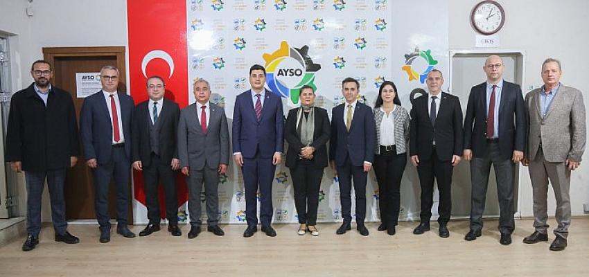 Aydın Büyükşehir Belediye Başkanı Özlem Çerçioğlu, Aydın Sanayi Odası’na (AYSO) nezaket ziyaretinde bulundu