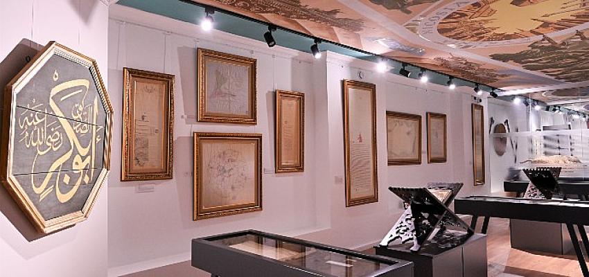 Osmanlı’nın Kıbrıs’taki izlerini bugüne taşıyan orjinal eserlerden oluşan eşsiz koleksiyon Surlariçi Şehir Müzesi’nde ziyaretçileri ile buluşuyor