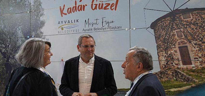 Ayvalık Belediyesi’nin, 16. Travel Turkey İzmir Fuarı’nda açtığı standı ile yoğun ilgi gördü