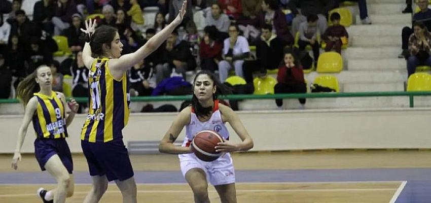 Burhaniye Belediyespor Kadın Basketbol Takımı Ligde Fırtına Gibi Esmeye Devam Ediyor