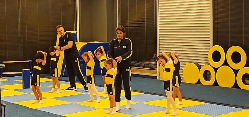 Fenerbahçe Cimnastik Spor Okulu Trump AVM’de açıldı