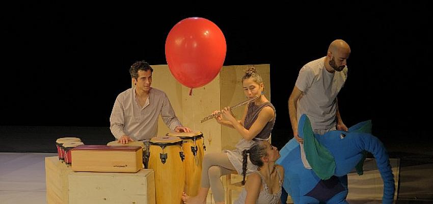 Kelebek Kids, Atta Festival iş birliği ile Türkiye’de ilk kez özel gereksinimli çocuklar tam bir tiyatro deneyimi yaşadı