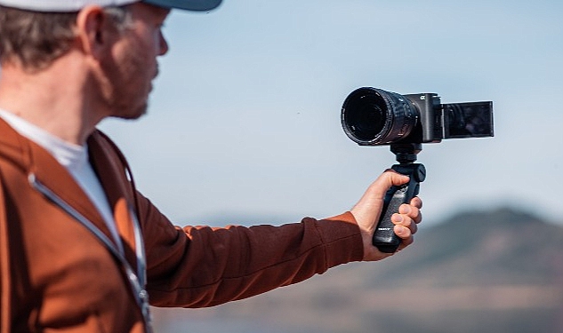 Sony'nin Yeni Full Frame Vlog Kamerası ZV-1E, Üst Düzey İçerik Oluşturma Deneyimini Sunuyor