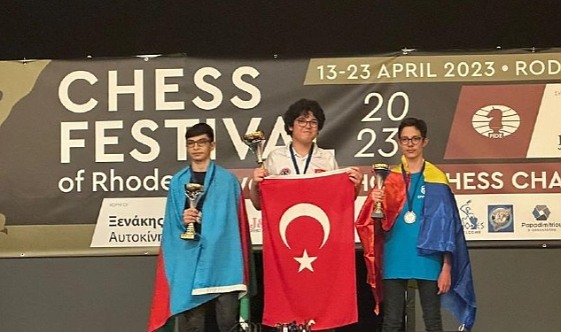 Satrançta Bayram Coşkusu: 3 Dünya Şampiyonluğu, 2 İkincilik, 2 Üçüncülük