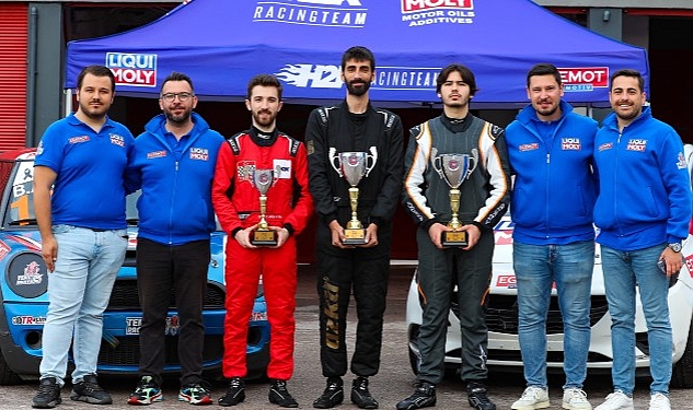 İzmirli H2K Racing Team, Körfez'den 3 kupayla döndü