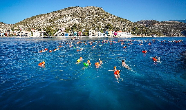 Kaş'ın Yunanistan'a en yakın kara parçası Megisti/Meis Adası'ndan başlayan yarış Kaş'ta sona erdi