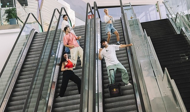 Red Bull Dance Your Style, Yürüyen Merdivende Dansçıları Buluşturdu
