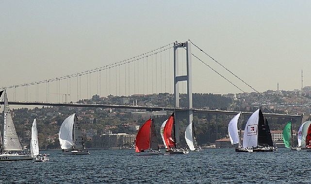 İstanbul'un iki incisinde yelkenler açtı