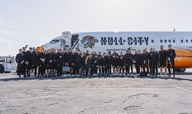 “Tigers on Tour" Hazırlık Kampı Hull City Corendon Uçağıyla Antalya Havalimanı'nda